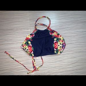 Halter bikini top with crisscrossing back